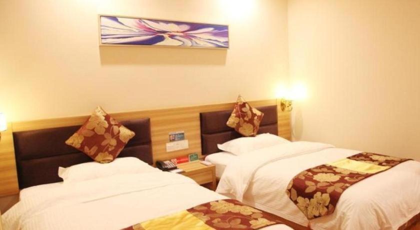 Greentree Alliance Yichang East Yichang Station Hotel מראה חיצוני תמונה