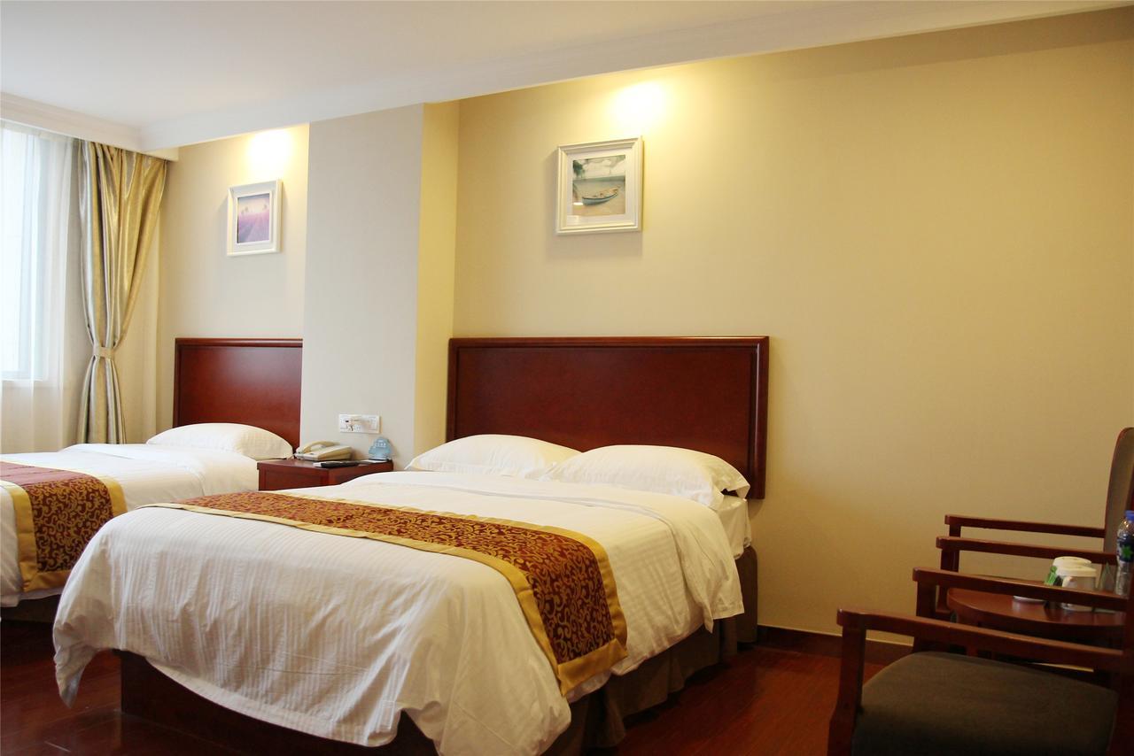 Greentree Alliance Yichang East Yichang Station Hotel מראה חיצוני תמונה